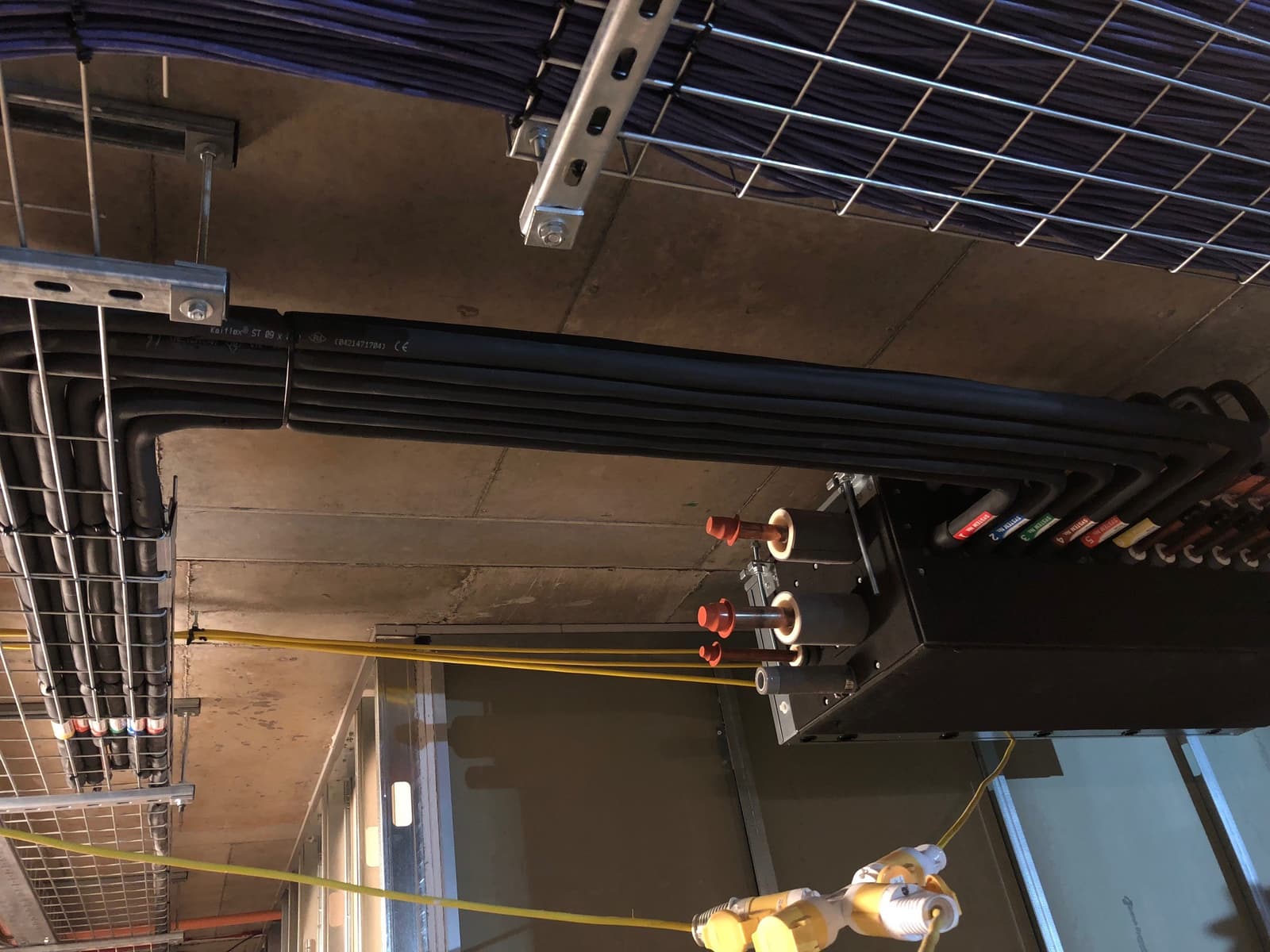 Daikin VRV and HRV hotel installation T4 Heathrow Airport - Aerocool Ltd - Air Conditioning - Refrigeration - HVAC